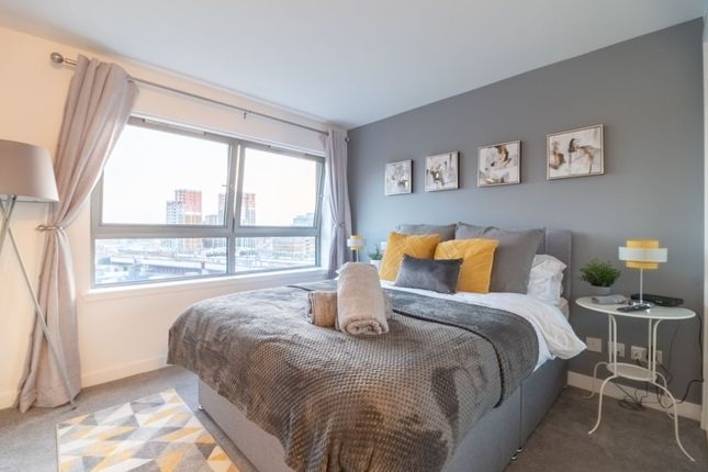 Flat to rent in Clyde Street, Glasgow