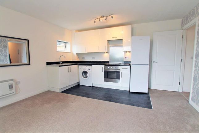 14, Ashcombe Court, Ashford photo 3