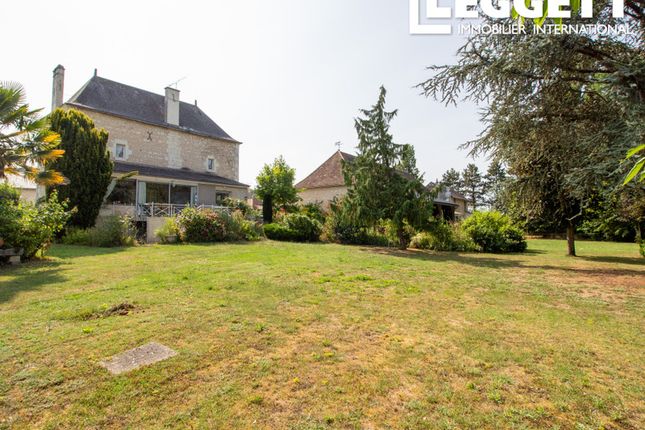 Thumbnail Villa for sale in Pussigny, Indre-Et-Loire, Centre-Val De Loire