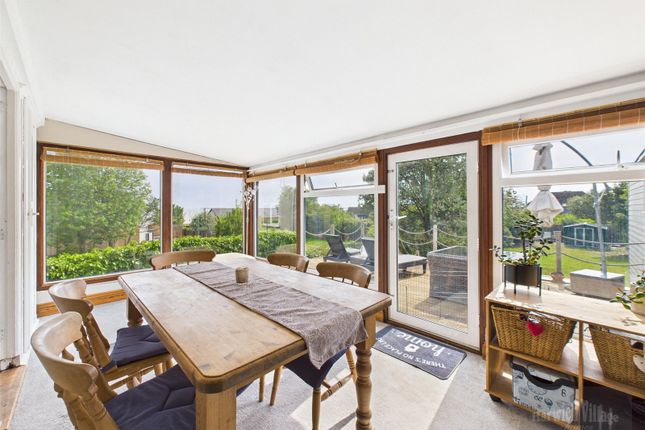 16, St. Georges Avenue, Essex photo 3