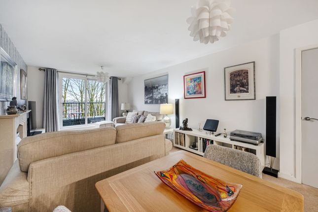 Apt 212, Holden Mill Blackburn Road, Bolton photo 4