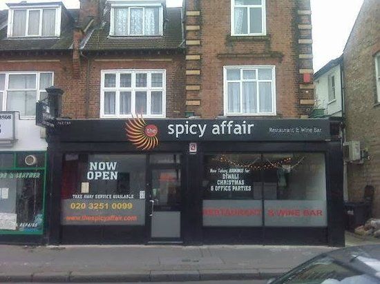 Restaurant/cafe for sale in Cherry Orchard Road, Croydon