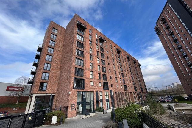 Flat to rent in Ordsall Lane, Salford