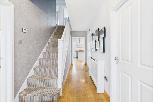 17, Hampstead Gardens, Kingswood photo 4