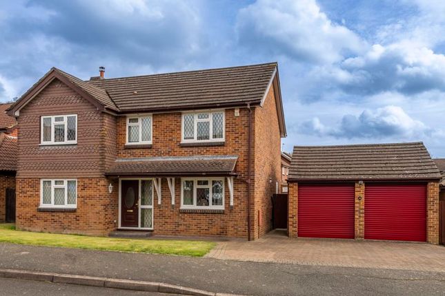 Thumbnail Detached house for sale in Hart Close, Uckfield
