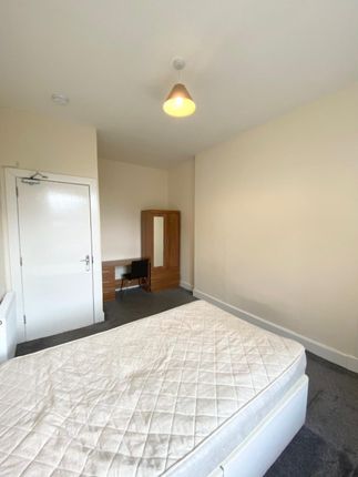 Flat to rent in Arbroath Road, Baxter Park, Dundee