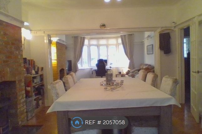 Room to rent in Western Road, Leigh-On-Sea