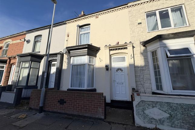 3-bed terraced on Close Street, Darlington, £695/mo