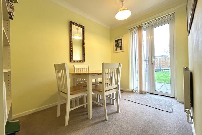 21, Chingford Avenue, Clacton-On-Sea photo 5