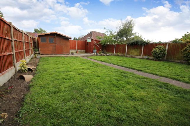 31, Manor Road, Uttoxeter photo 4