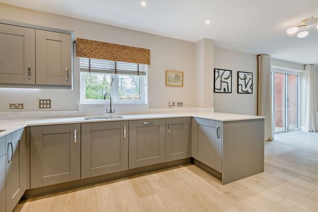 1, Clover Hill Way, Barrow Gurney photo 2
