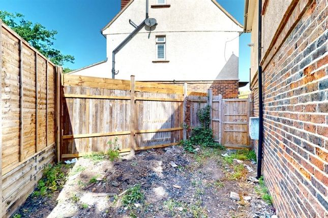 Pine View, SEVENOAKS photo 4