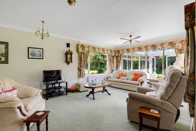 2 Northfield Avenue, Nottingham photo 4