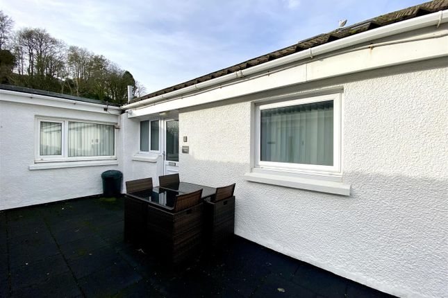 Flat for sale in Cartwheel, Amroth, Narberth