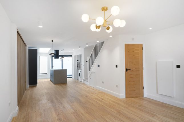 Thumbnail Terraced house to rent in Boston Place, Marylebone, London
