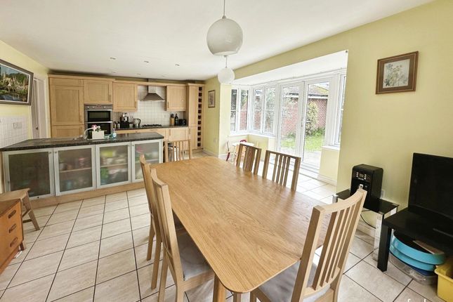 7 Maurice Way, Marlborough photo 4