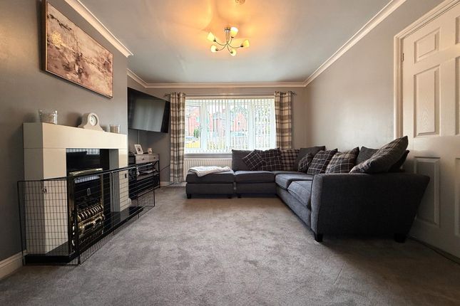 52 Park Drive, Langley Park photo 3