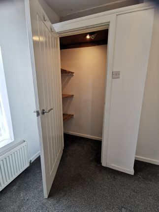 End terrace house to rent in Duncan Street, St. Helens