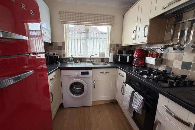 Summerhill Close, Sandown photo 2