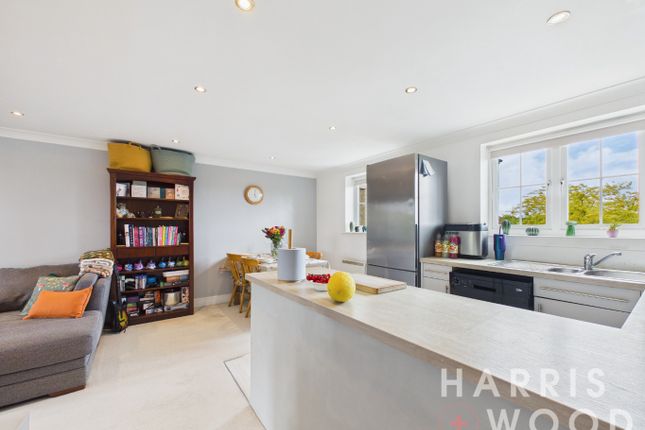 47 Weyland Drive, Stanway, Essex photo 3