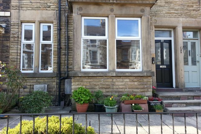 1 bed flat to rent in Mayfield Grove, Harrogate HG1