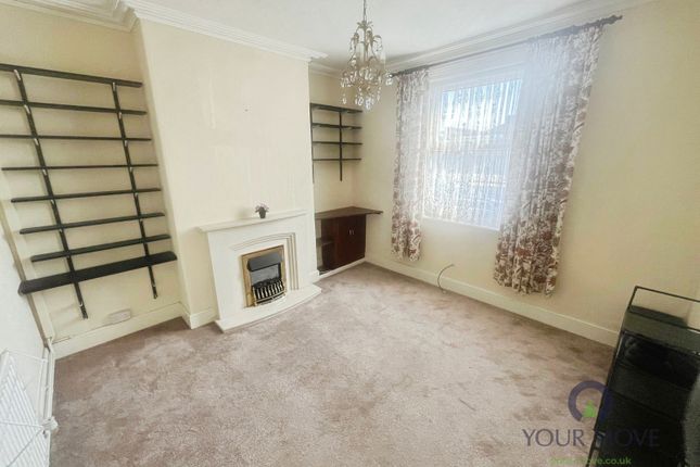 16, Barker Gate, Ilkeston photo 2