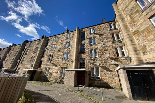 Flat to rent in 51 Mannering Court, Glasgow