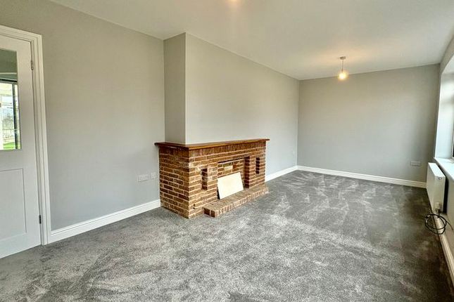 1 Acacia Avenue, Brant Road, Lincoln photo 3