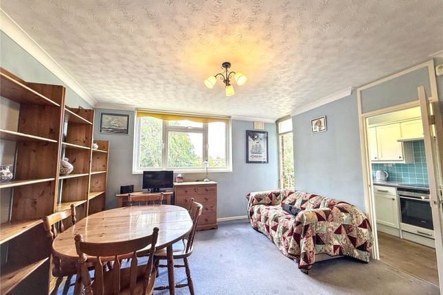 Flat 28 Avon Court,, 34 Keswick Road, London photo 2
