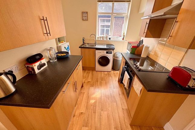 38, Ferndene Grove, Newcastle Upon Tyne photo 3