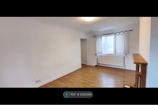 Rowan Road, Brentford photo 2