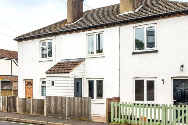 26, Summers Road, Surrey photo 2