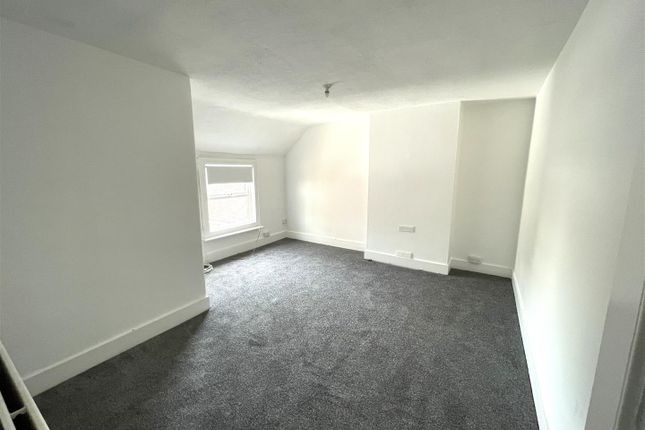 7A, Beach Road, Littlehampton photo 4