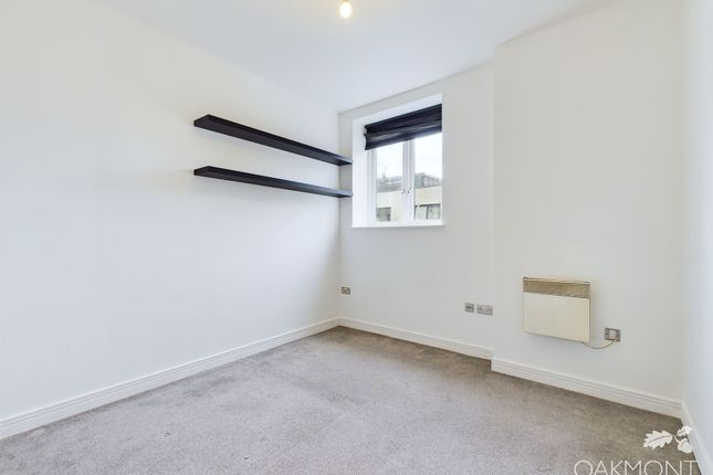 Flat for sale in The Quadrangle House, Romford Road, London
