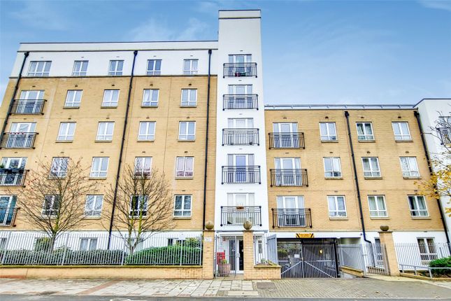 Thumbnail Flat to rent in Granite Apartments, 39 Windmill Lane, London