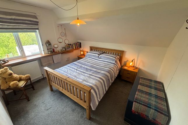 26 Heol Y Dderi, Glanduar, Llanybydder photo 4