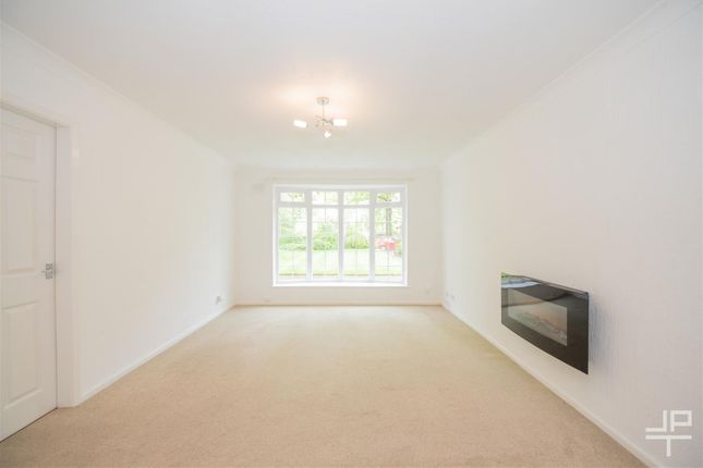 Flat to rent in Pennington Mews, Leigh, Greater Manchester