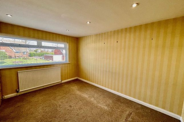 Detached house to rent in Slaidburn Drive, Lowercroft, Bury, Lancs