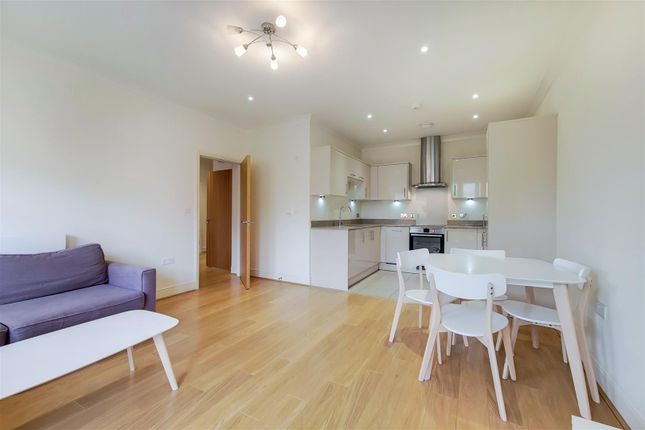 Thumbnail Flat for sale in Mackintosh Street, Bromley