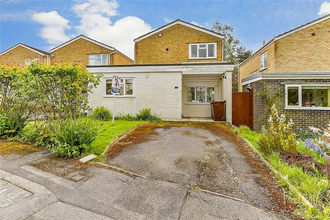 Detached house for sale in Wrights Close, Tenterden, Kent