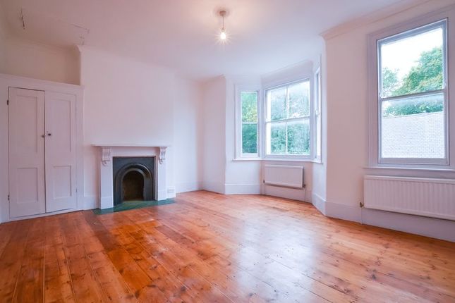 Thumbnail Terraced house to rent in Cadogan Terrace, London