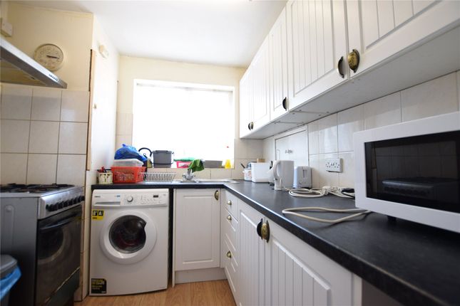 Semi-detached house to rent in Woodside Way, Reading, Berkshire