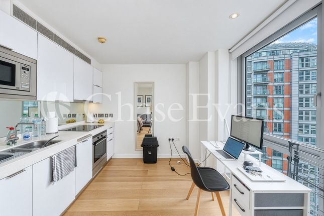 1209,, Ontario Tower, Canarry Wharf photo 2