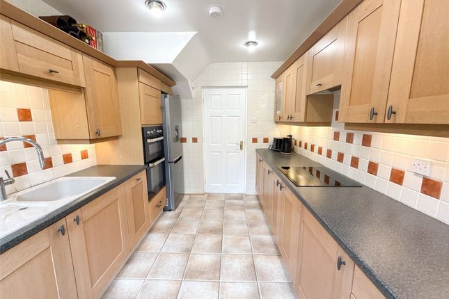 19 Woodville Road, Newcastle Upon Tyne photo 3