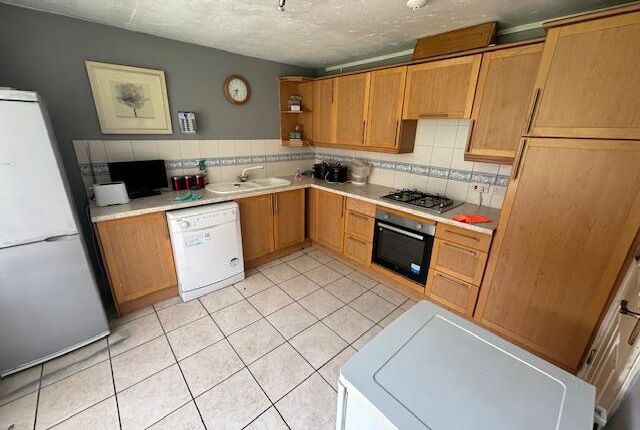 55 Mayflower road, Grays photo 5