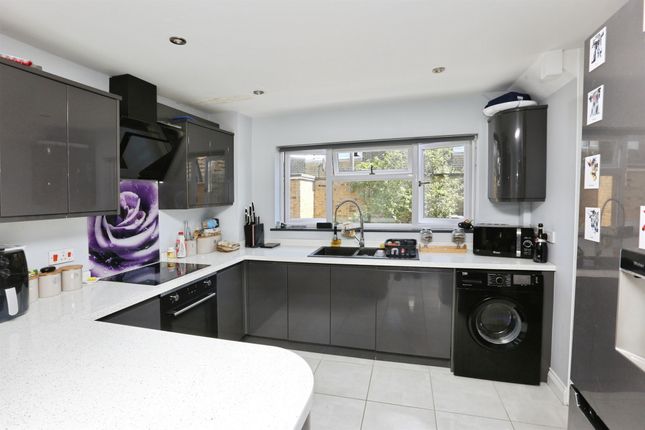 8, Jamaica Place, Gosport photo 3