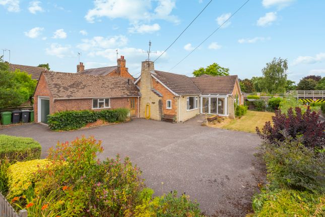 Thumbnail Detached house for sale in Church Street, Hungerford