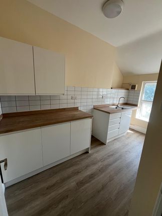 flat 5 3, meirion gardens, Colwyn Bay photo 4