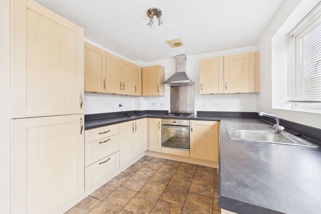 10 Wharfside Close, Gloucester photo 4