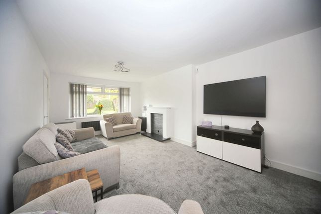 10 Melrose Drive, Wigan photo 2